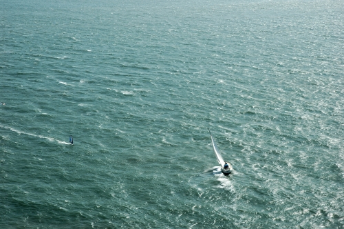 Surfer vs. Segler